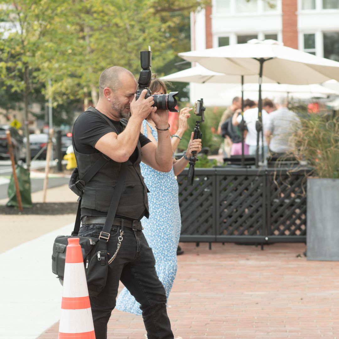Boston wedding photographer Aaron Spagnolo photographing a wedding in Salem, MA.