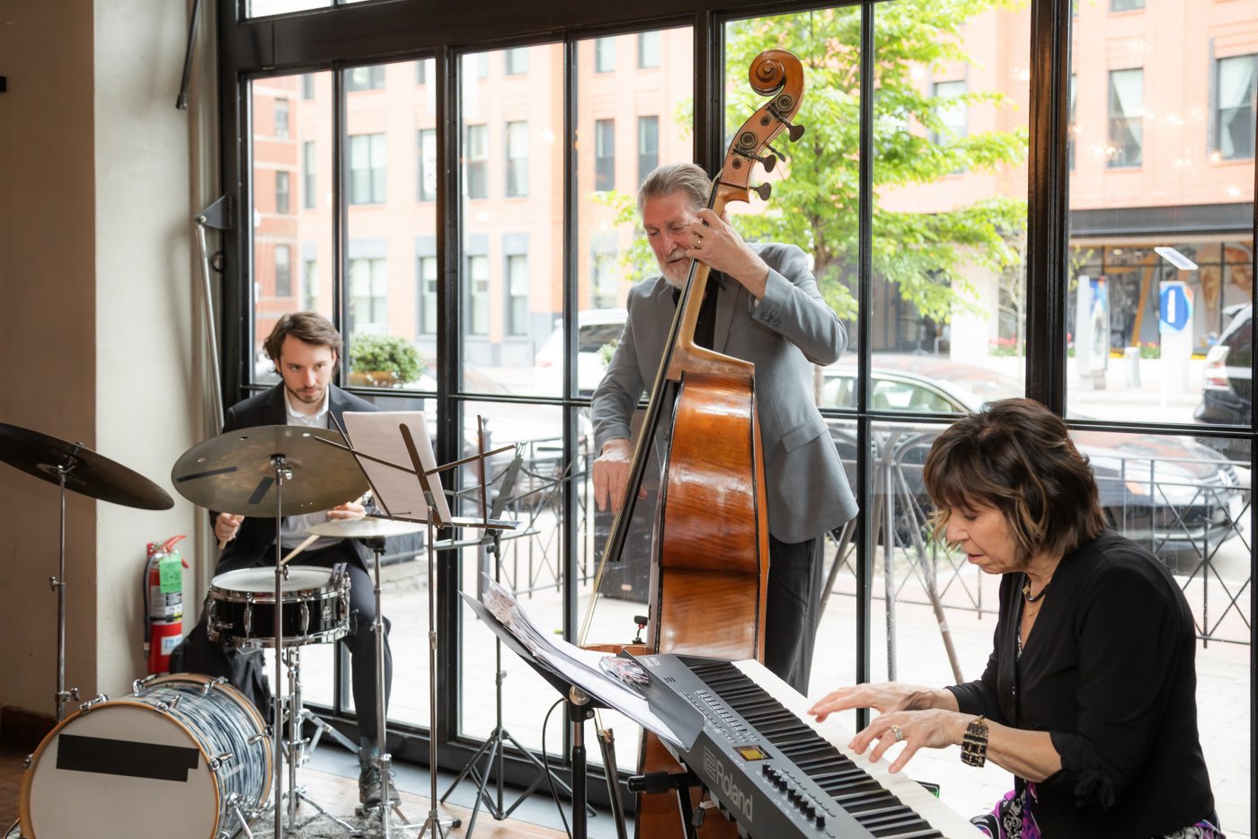 Musicians playing live music at the wedding reception.